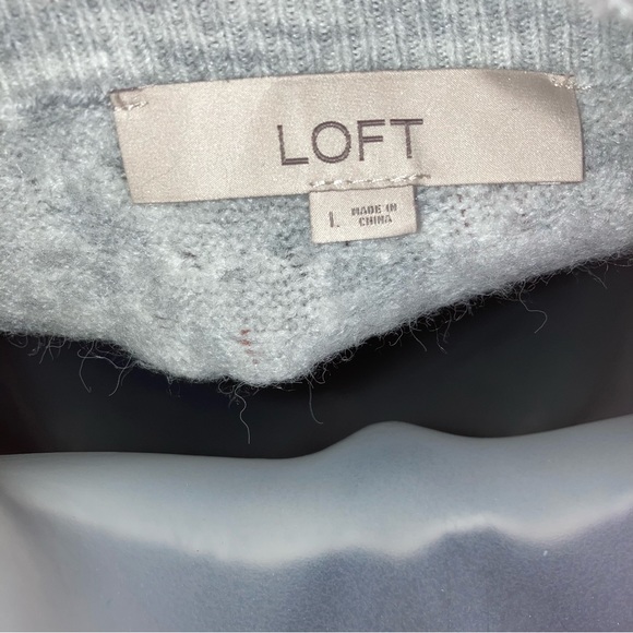 Loft  textured grey mock neck sweater - Picture 4 of 4